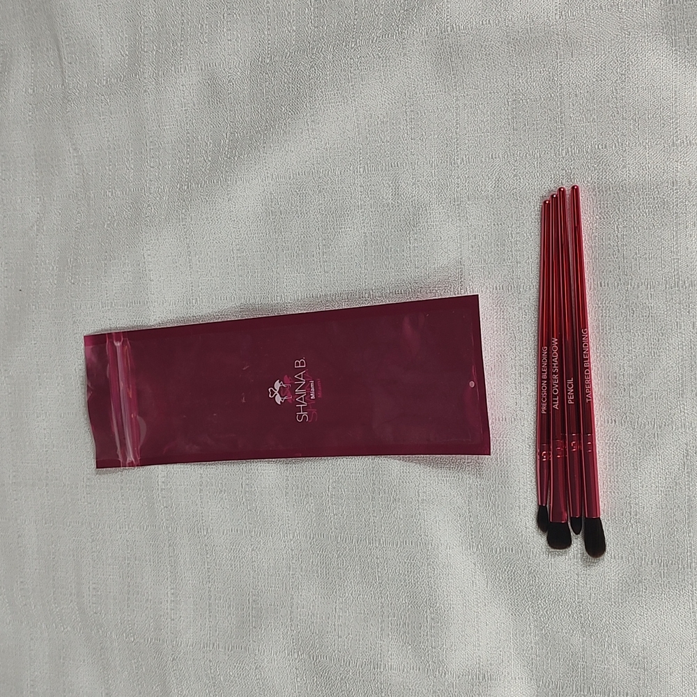 Shaina B. Miami Metallic Pink 4 Brush Set